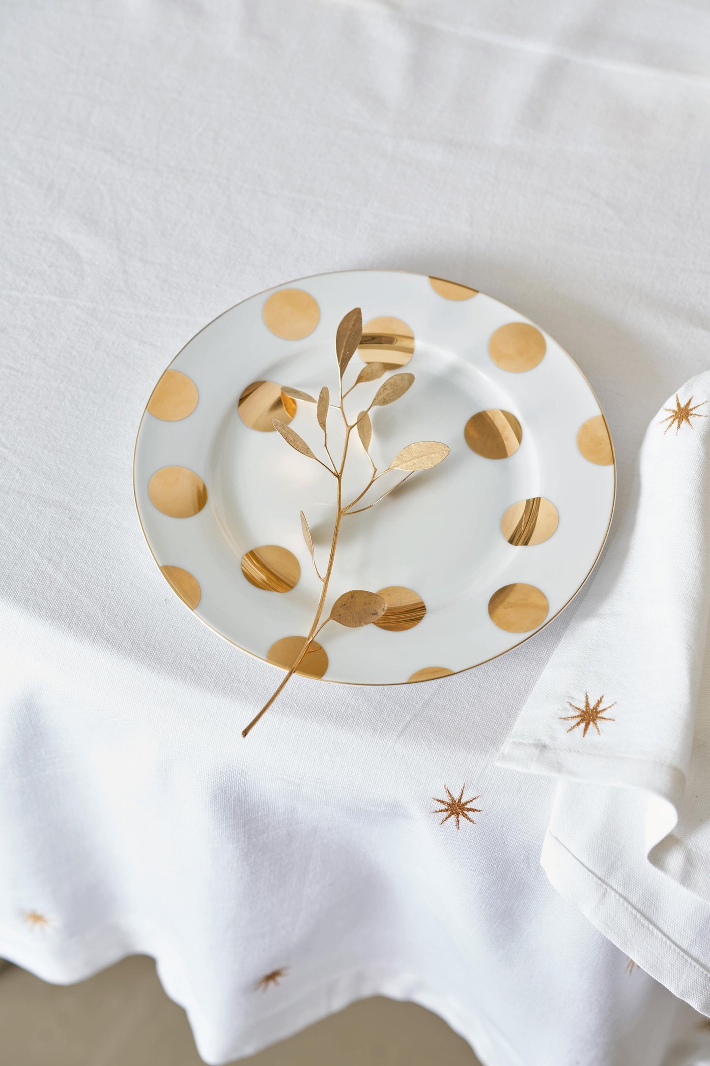 Plate Dot Delight White-Gold 23cm