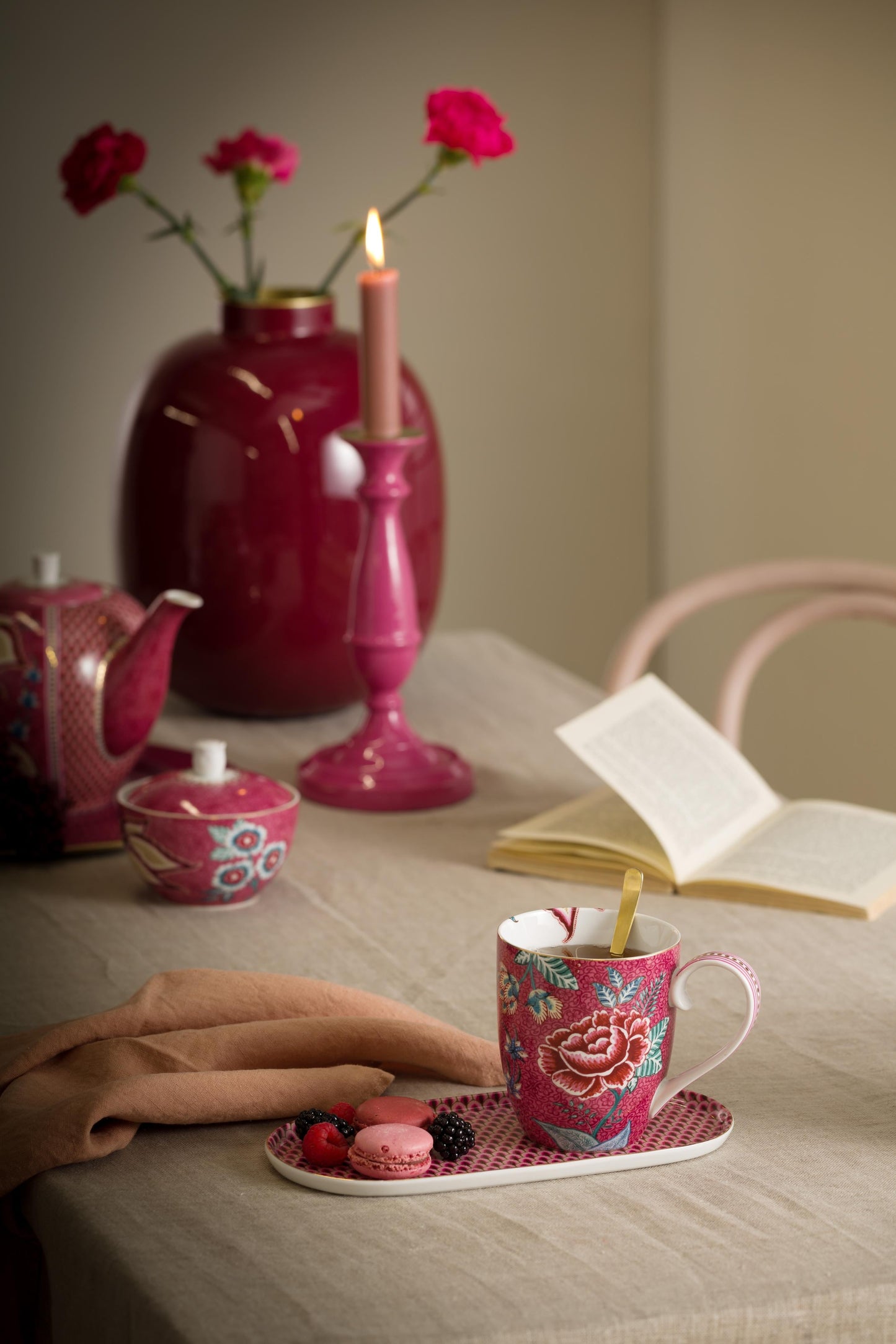 Plate Sugar & Creamer Flower Festival Scallop Dark Pink 25x12cm
