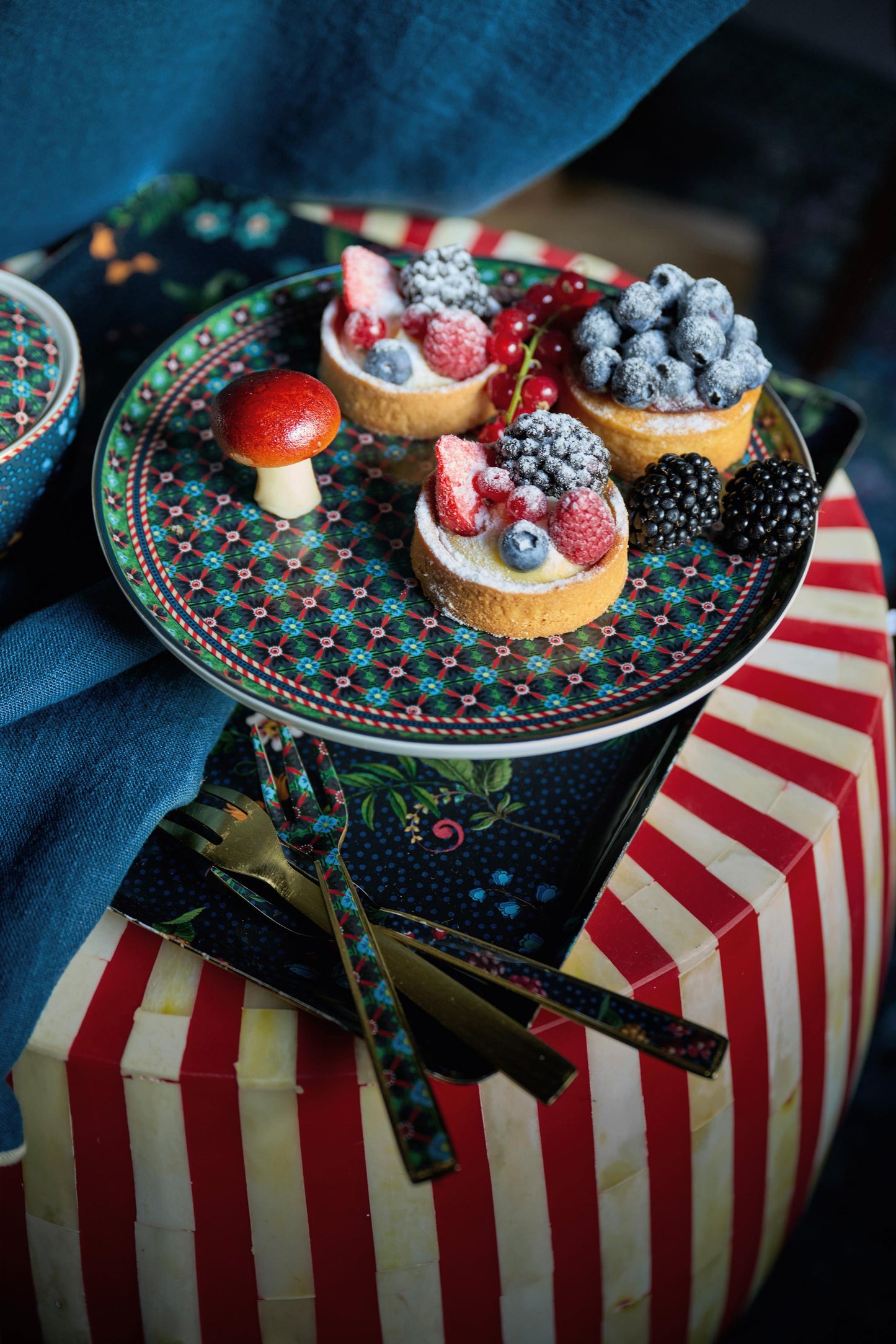 Cake Stand Clover Green 21cm