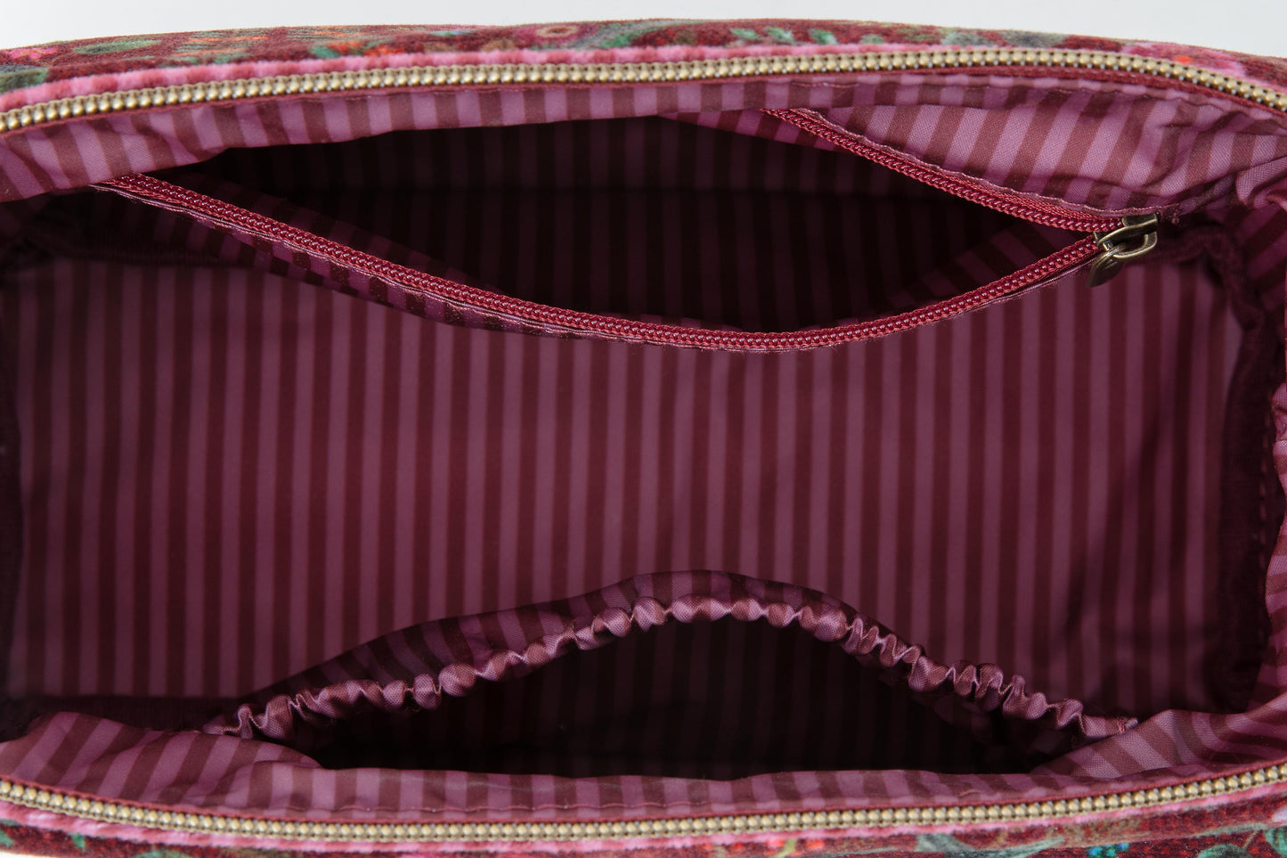 Cooper Cosmetic Purse Medium Querida Velvet 22.5x9.5x15cm