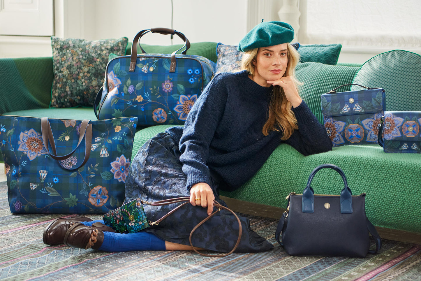 Tovy Weekend Bag Medium Flores Felices 57x22x37cm