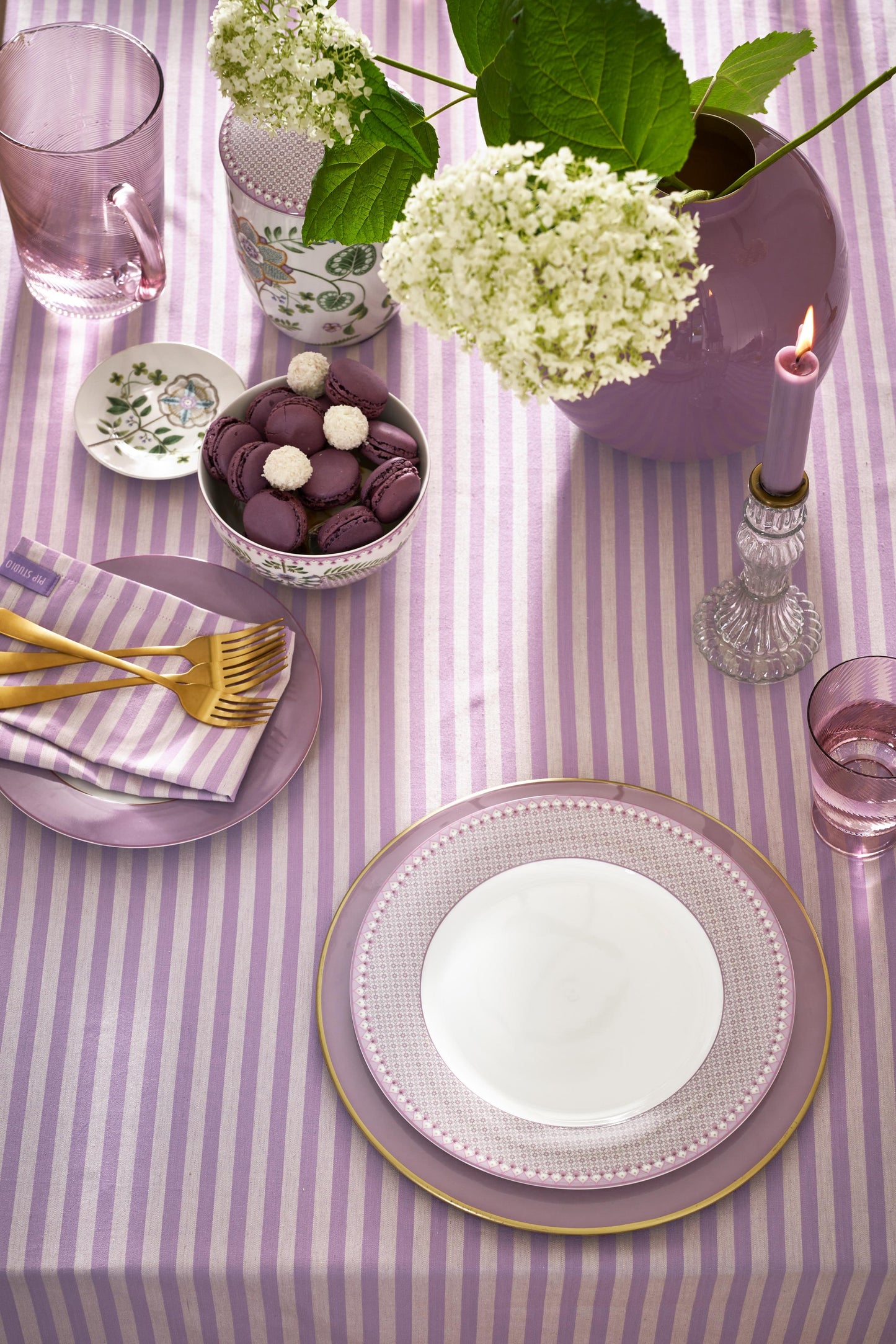 Plate Lily & Lotus Tiles Lilac 26.5cm