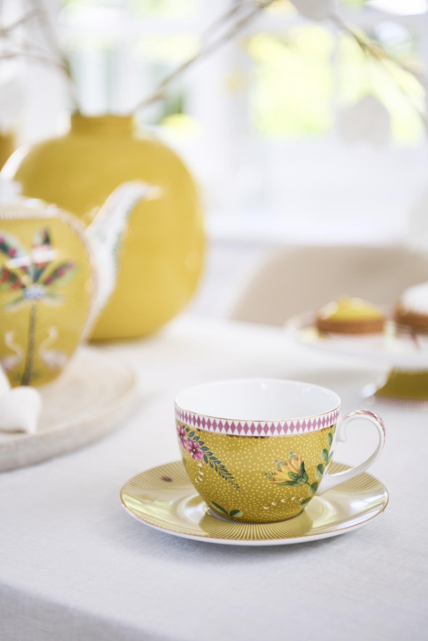 Gift Set of 2 Cups & Saucers La Majorelle Yellow 280ml