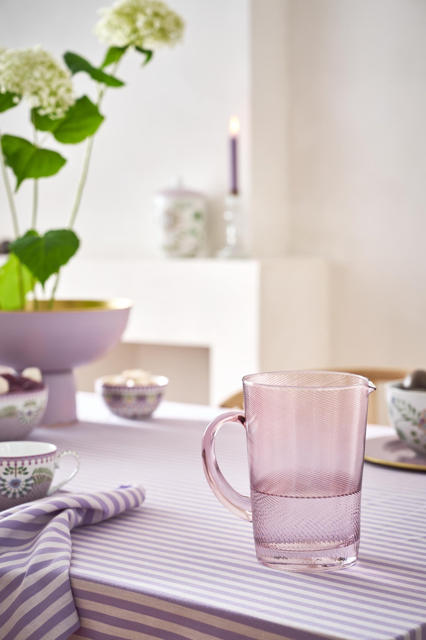 Pitcher Twisted Lilac 1.45ltr