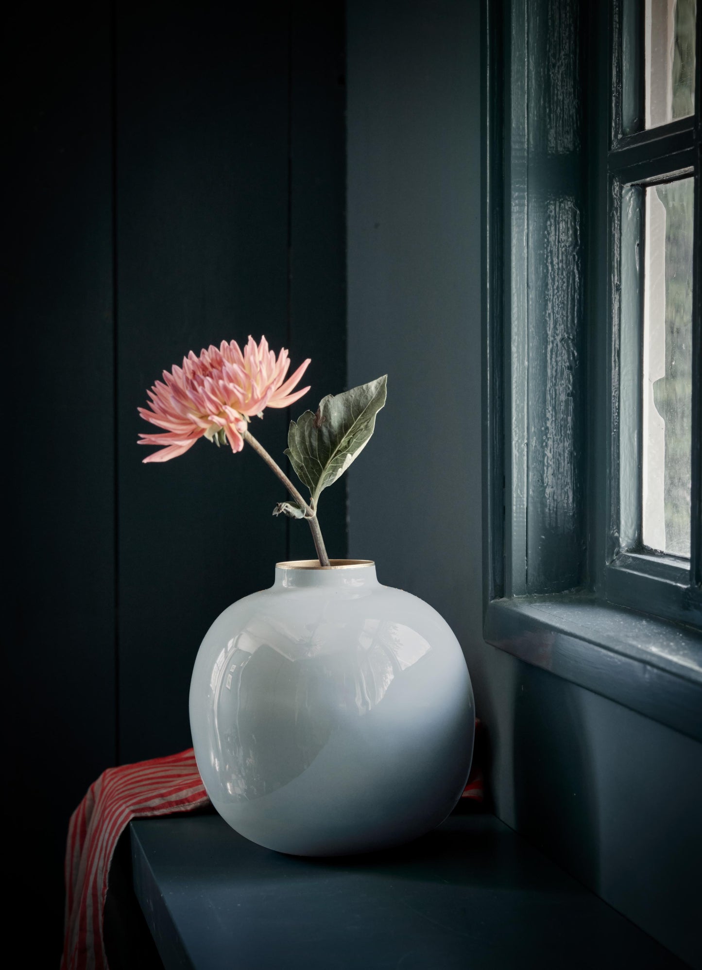 Vase Metal Light Blue 23cm