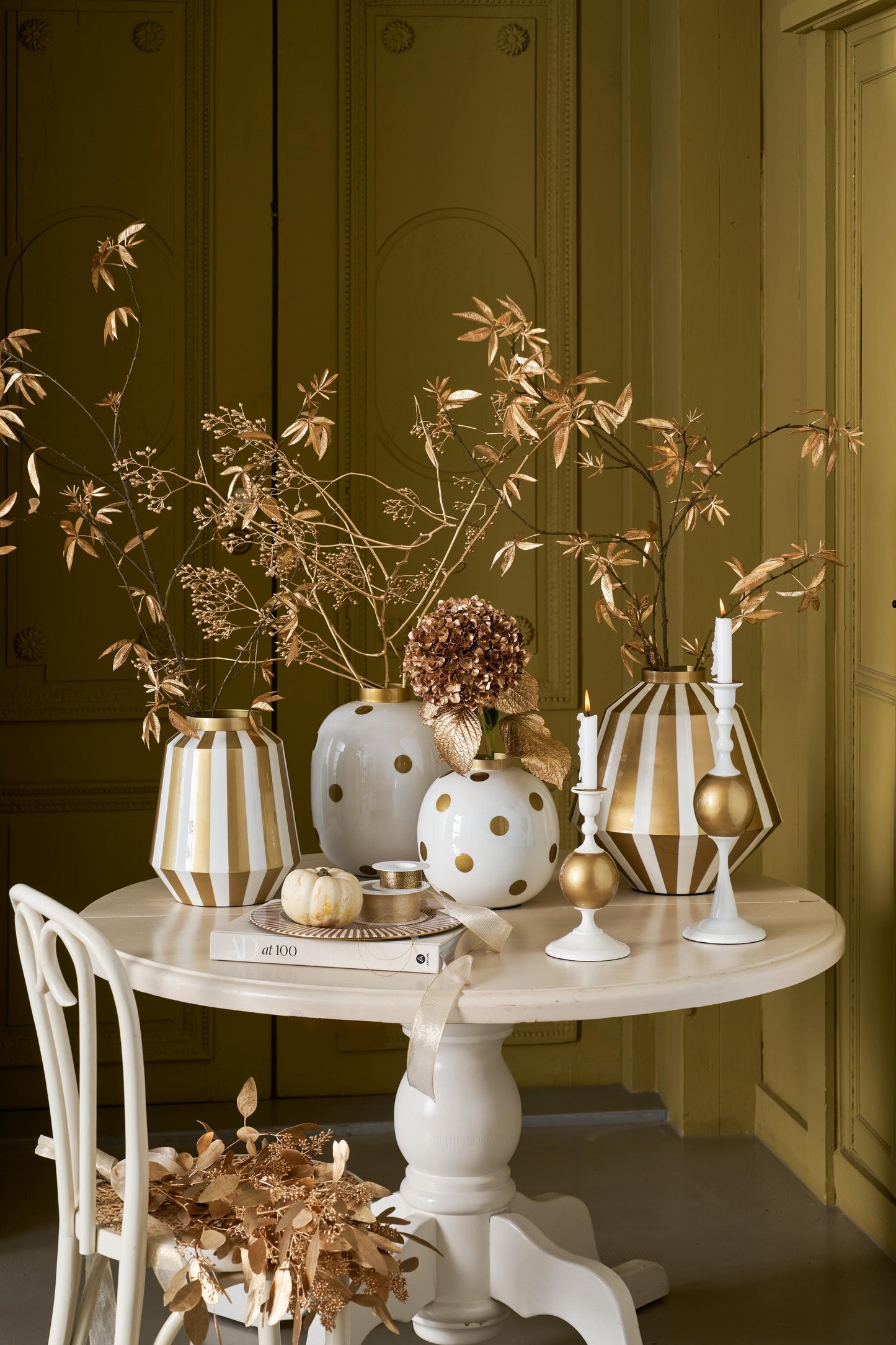 Vase Metal Dots White-Gold 23cm