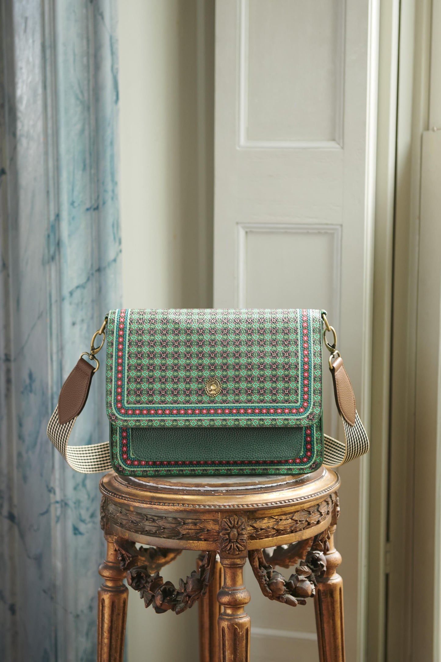 Cross Body Flap Clover 25x7x20cm
