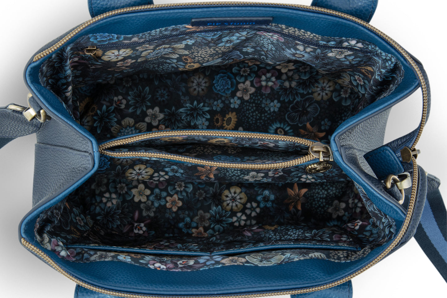 Fia Shoulder Bag Medium 26.5x14x22cm
