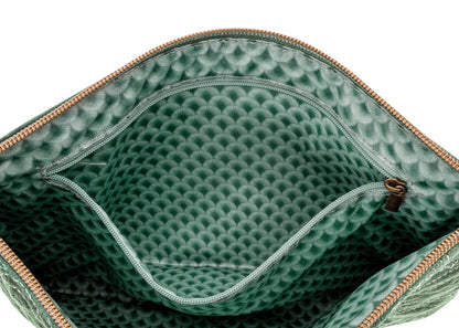 Cosmetic Flat Pouch Large Velvet Quilted 30x1x22cm