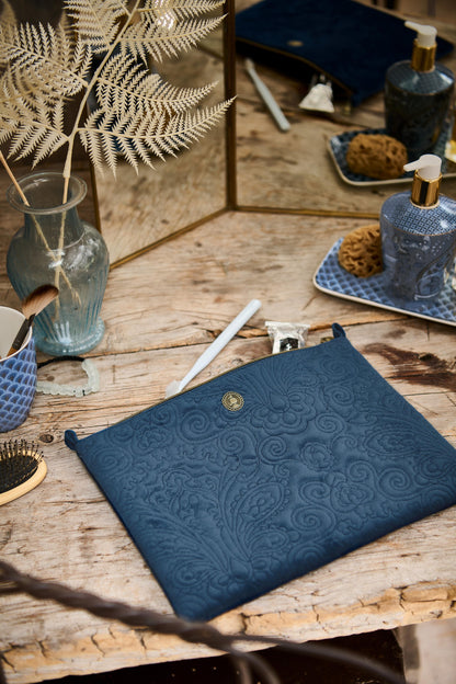 Cosmetic Flat Pouch Large Velvet Quilted 30x1x22cm