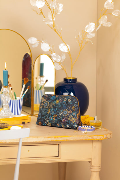 Coby Cosmetic Bag Triangle Medium Tutti i Fiori 24/17x8x16.5cm