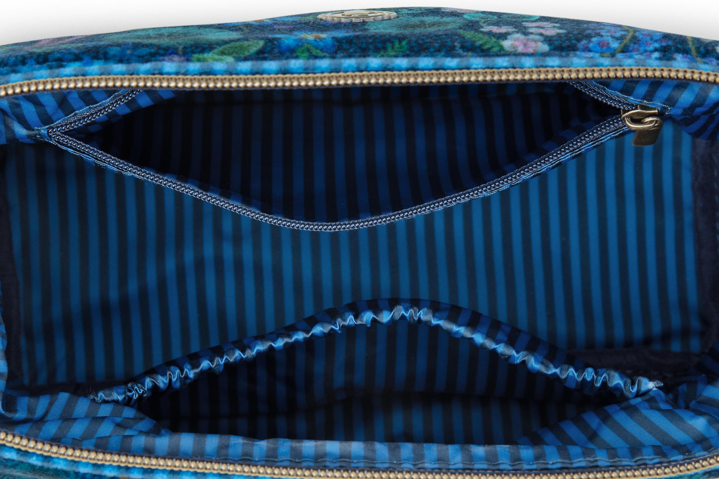 Cooper Cosmetic Purse Medium Querida Velvet 22.5x9.5x15cm