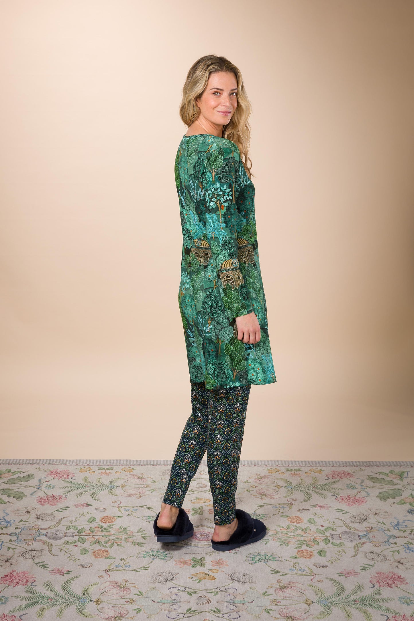 Dana Long Sleeve Nightdress Jardin de Noche