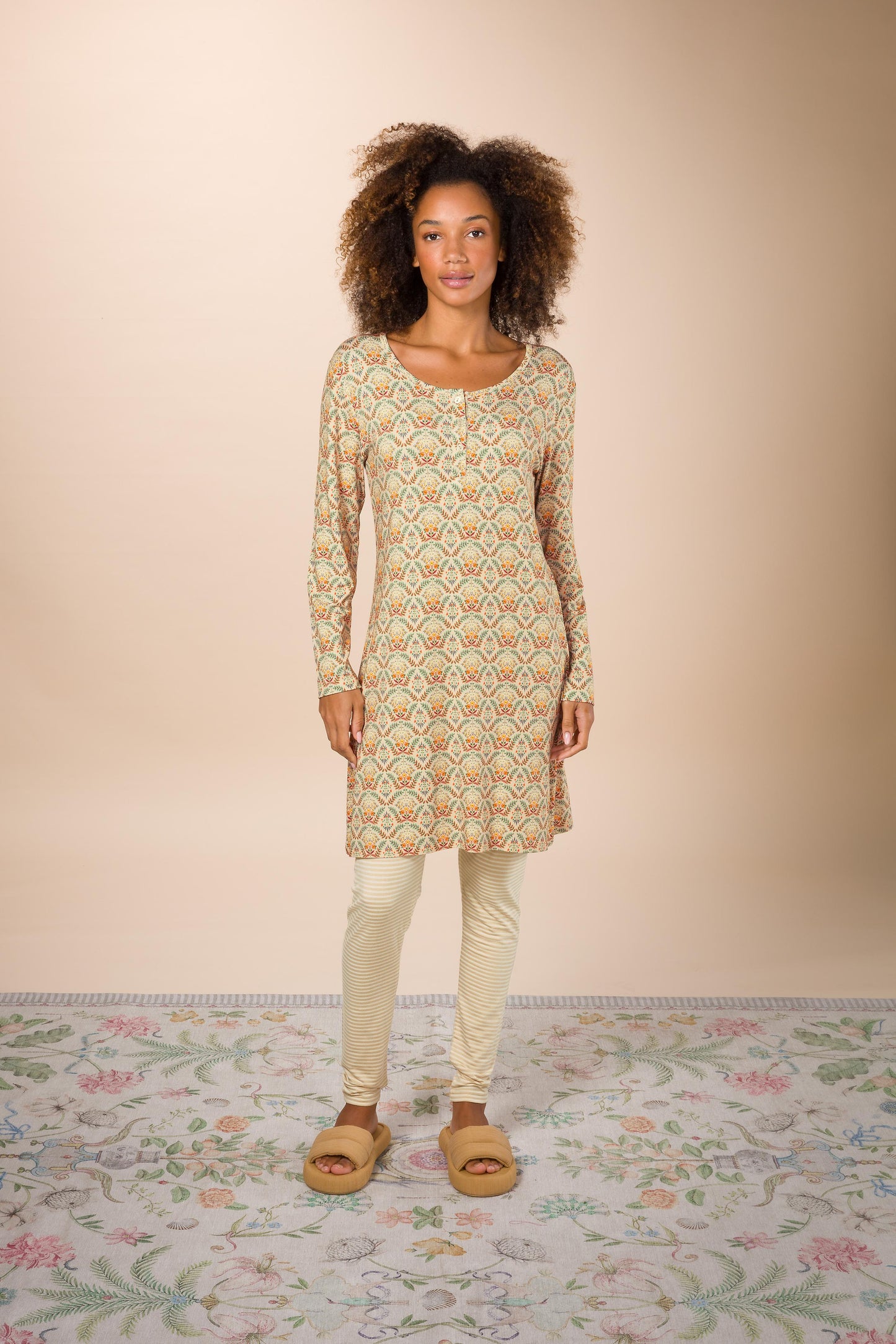 Desiree Long Sleeve Nightdress Bailamos