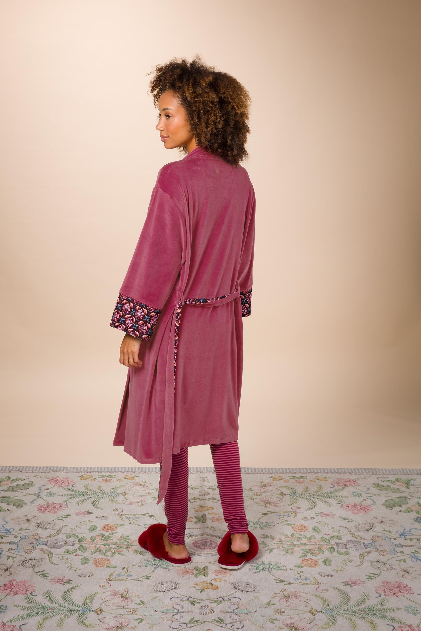 Naomi Kimono Velvet Solid